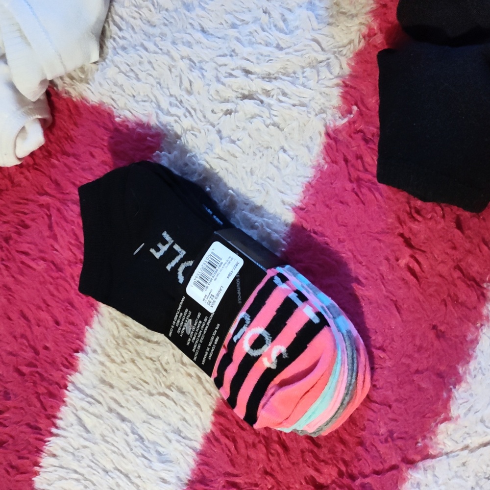 Socks - Picture 3 of 4